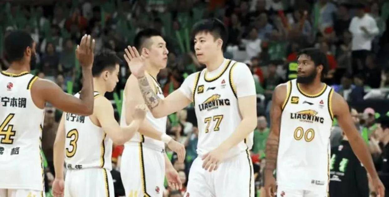 关于欧国联比赛深夜熬热锋线球迷期盼的信息